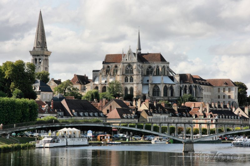 Fotka, Foto Auxerre, opatství Saint-Germain (Francie)