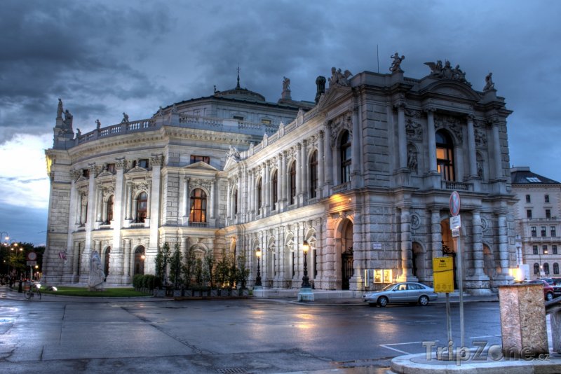Fotka, Foto Burgtheater (Vídeň, Rakousko)