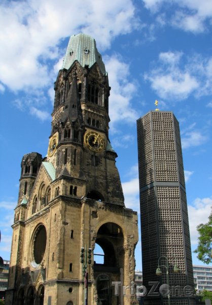 Fotka, Foto Evangelický kostel Kaiser-Wilhelm-Gedächtnis-Kirche (Berlín, Německo)