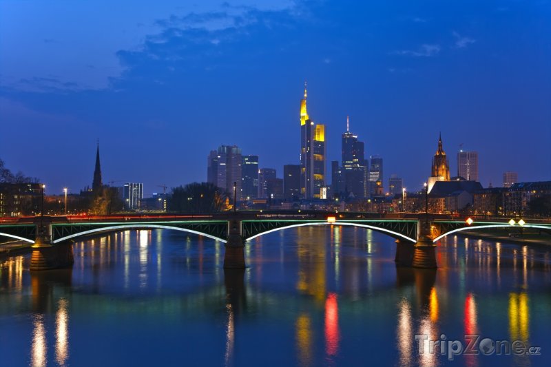 Fotka, Foto Frankfurt v noci (Frankfurt, Německo)