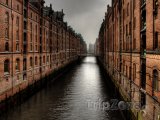Hamburk - skladiště starého přístavu