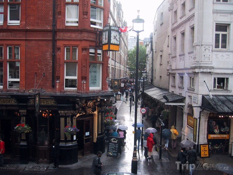 Fotka, Foto Hospoda na rohu ulice (Londýn, Velká Británie)