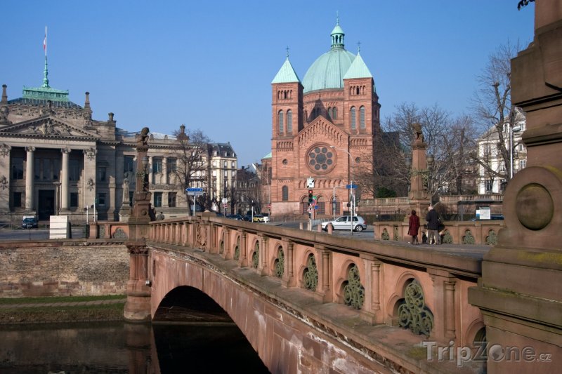 Fotka, Foto Most přes řeku Ill (Štrasburk, Francie)
