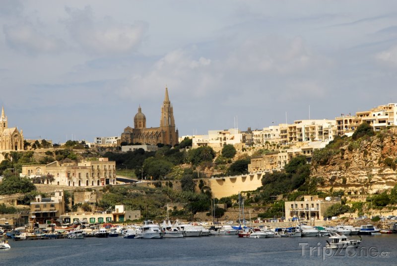 Fotka, Foto Ostrov Gozo, město na pobřeží (Malta)