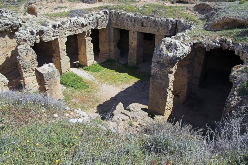 Fotka, Foto Pafos, hroby králů (Kypr)