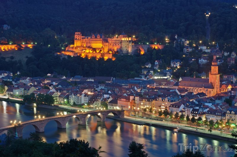 Fotka, Foto Pohled na Heidelberg v noci (Bádensko-Württembersko, Německo)
