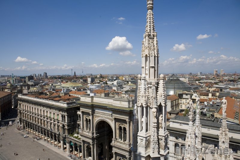 Fotka, Foto Pohled z Duomo di Milano (Milán, Itálie)