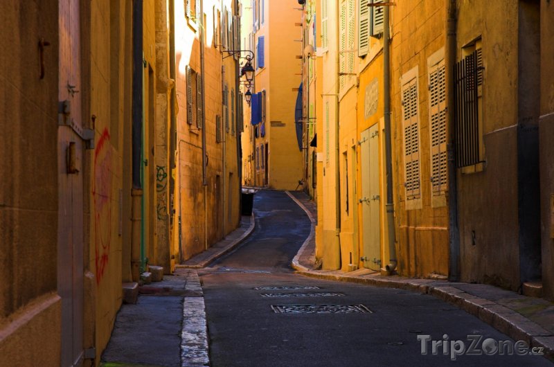 Fotka, Foto Přístavní uličky (Marseille, Francie)