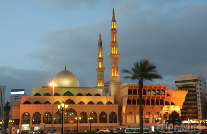 Fotka, Foto Sharjah, mešita za soumraku (Spojené arabské emiráty)