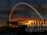 Stadion Wembley při západu slunce