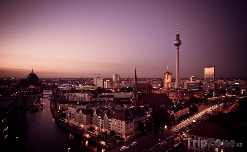 Fotka, Foto Stmívání nad Berlínem (Berlín, Německo)