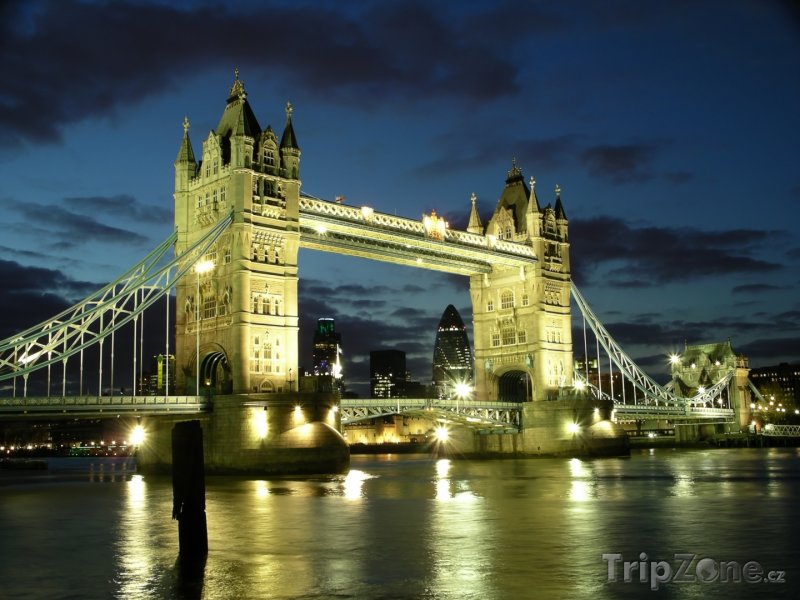 Fotka, Foto Tower Bridge v noci (Londýn, Velká Británie)