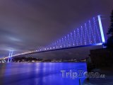 Istanbul - Bosporský most v noci