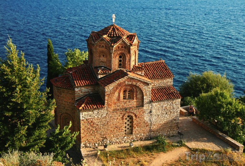 Fotka, Foto Kostel svatého Jovana u města Ohrid (Makedonie)