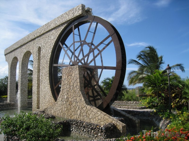 Fotka, Foto Montego Bay a vodní mlýn (Jamajka)
