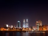 Montevideo v noci