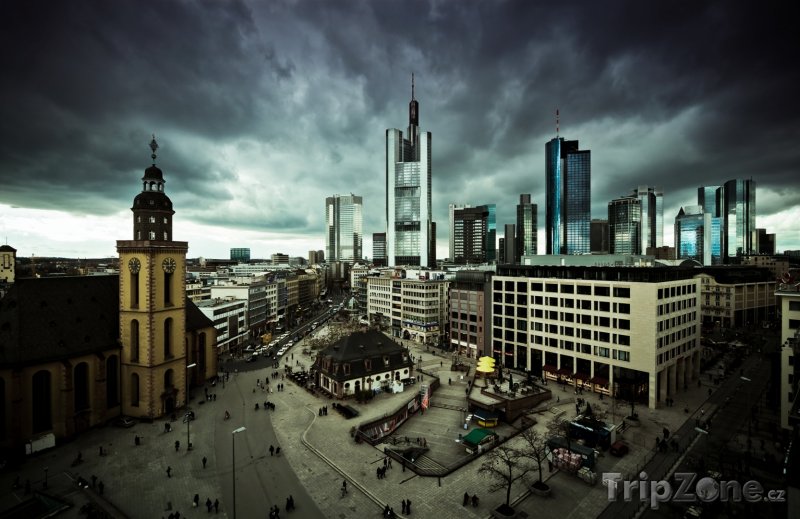 Fotka, Foto Mraky nad Frankfurtem (Německo)
