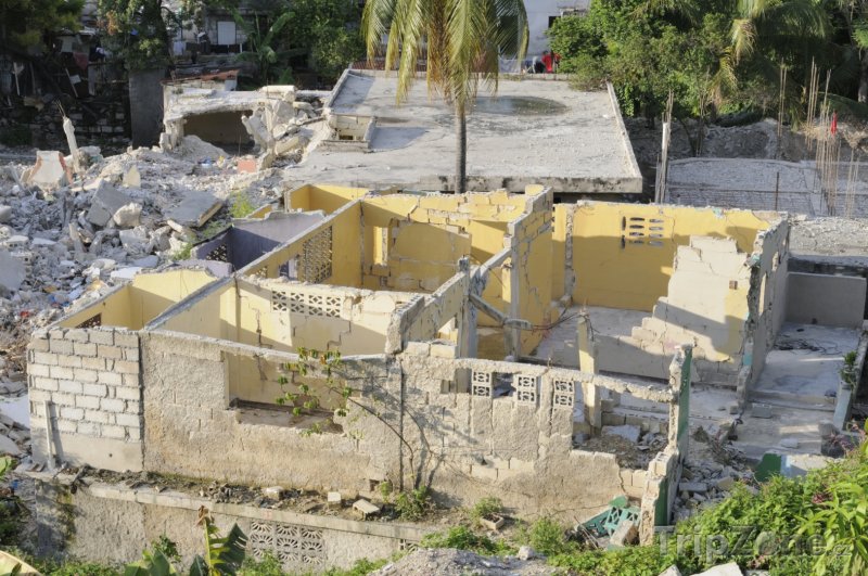 Fotka, Foto Port au Prince po zemětřesení (Haiti)