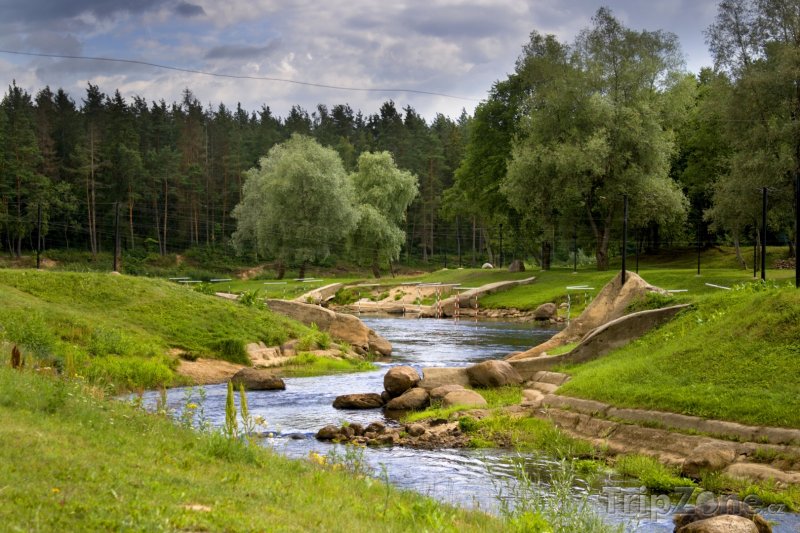 Fotka, Foto Přírodní park ve městě Valmiera (Lotyšsko)