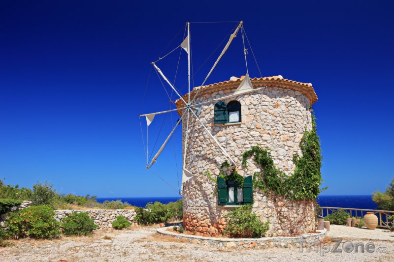 Fotka, Foto Větrný mlýn na ostrově Zakynthos (Zakynthos, Řecko)