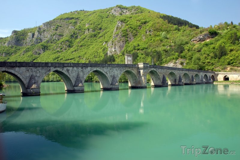 Fotka, Foto Višegrad, most Mehmeda Paši Sokoloviće přes Drinu (Bosna a Hercegovina)