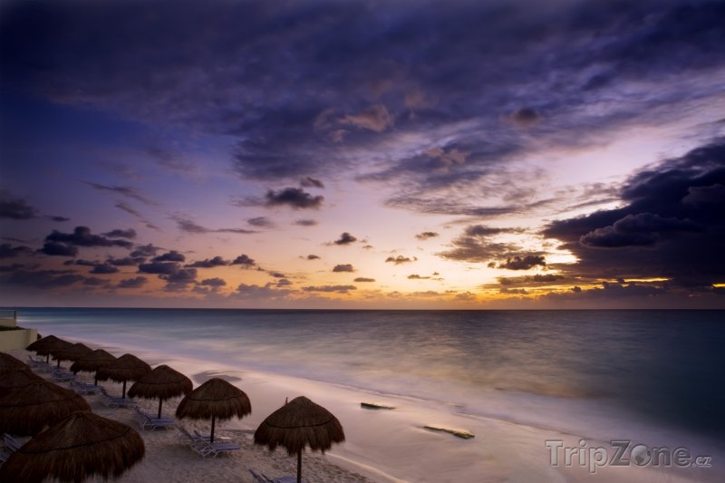 Fotka, Foto Yukatán, stát Quintana Roo - Cancún, pláž (Mexiko)