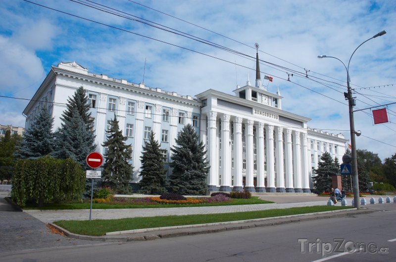 Fotka, Foto Budova městské rady v Tiraspolu (Moldavsko)