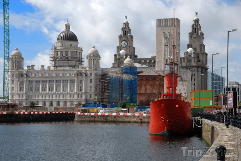 Fotka, Foto Budovy Tři grácie (Liverpool, Velká Británie)
