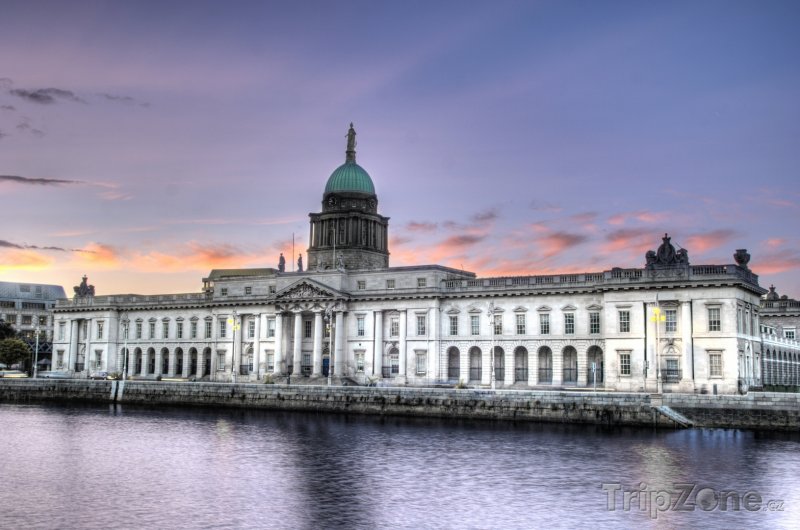 Fotka, Foto Dublin, vládní budova Custom House (Dublin, Irsko)