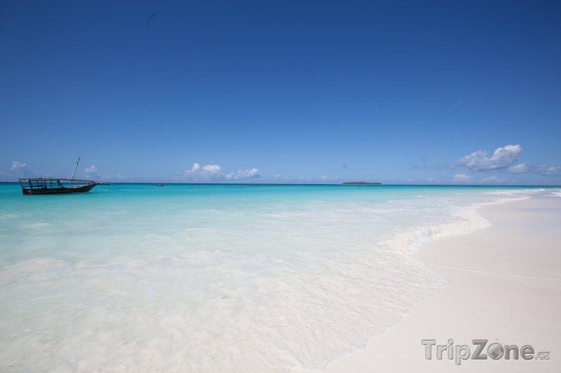 Fotka, Foto Exotická pláž na Zanzibaru (Tanzanie)
