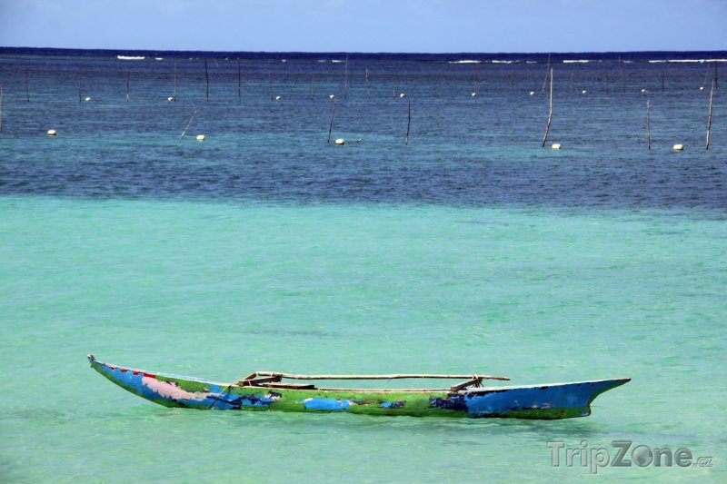 Fotka, Foto Loďka na moři u ostrova Upolu (Samoa)