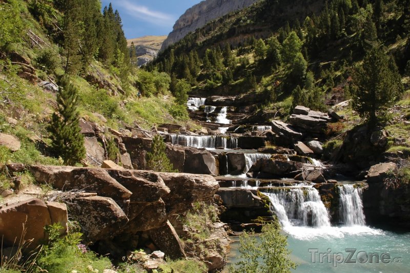 Fotka, Foto Národní park Ordesa y Monte Perdido, vodopád (Španělsko)
