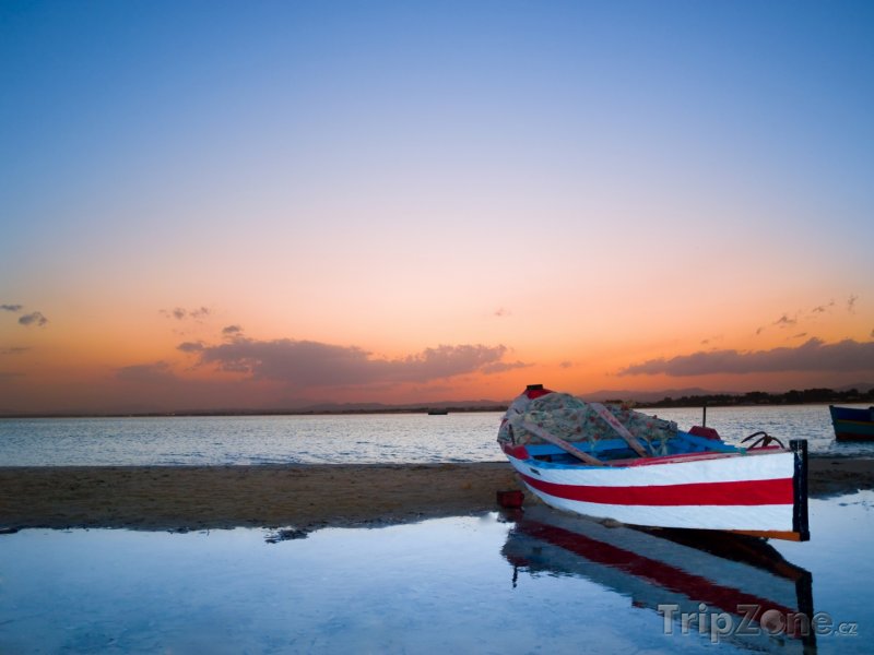 Fotka, Foto Pláž Hammamet při západu Slunce (Tunisko)