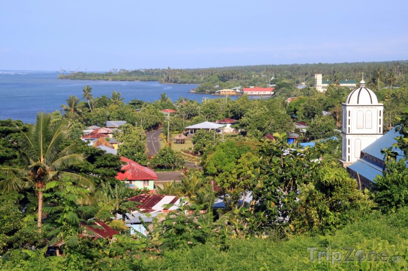 Fotka, Foto Pohled na pobřeží v regionu Tuamasaga (Samoa)