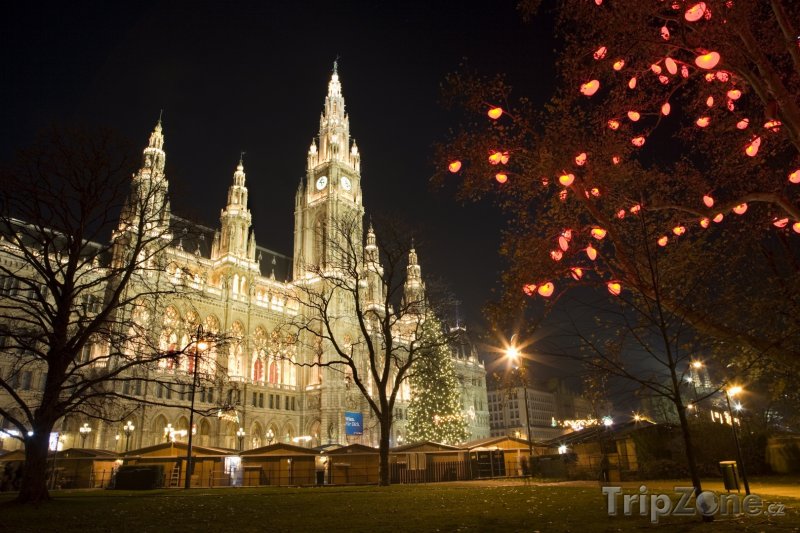 Fotka, Foto Radnice během vánočních trhů (Vídeň, Rakousko)