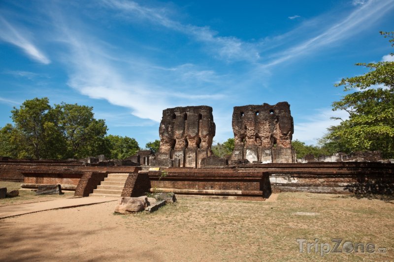 Fotka, Foto Ruiny Královského paláce ve starověkém městě Polonnaruwa (Srí Lanka)