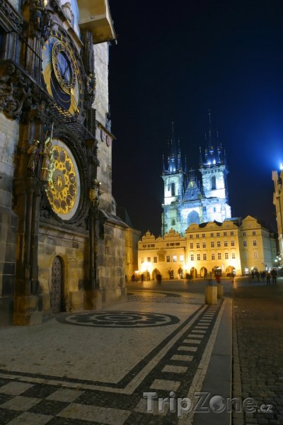 Fotka, Foto Staroměstské náměstí v noci (Česká republika)