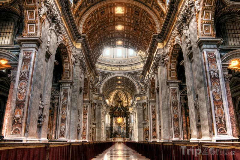 Fotka, Foto Vnitřek baziliky svatého Petra (Řím, Itálie)