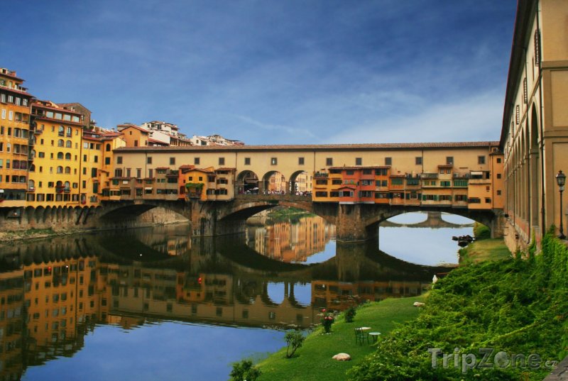 Fotka, Foto Známý most Ponte Vecchio (Florencie, Itálie)