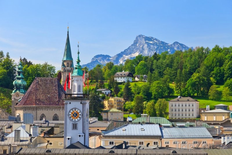 Fotka, Foto Alpy v pozadí města (Salcburk, Rakousko)