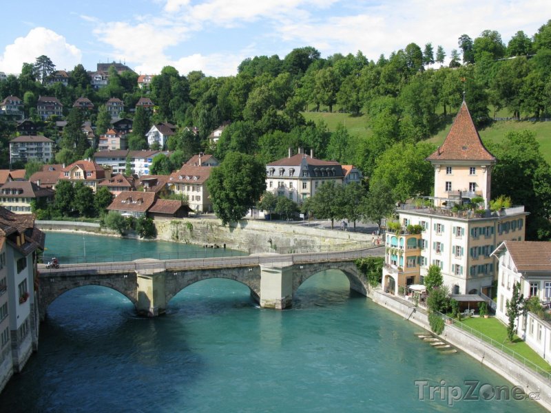 Fotka, Foto Bern - středověký most na řece Aare (Švýcarsko)