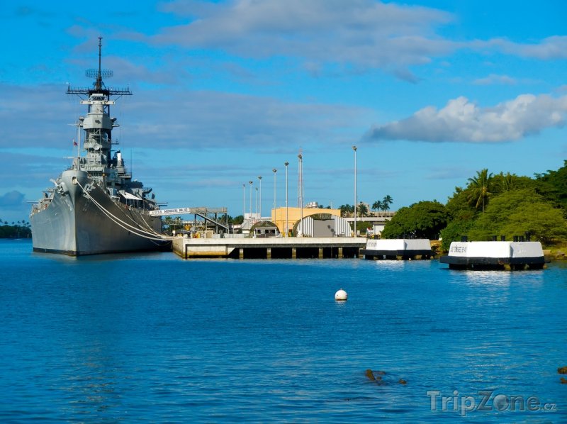 Fotka, Foto Bitevní loď Missouri v Pearl Harbour (Honolulu, USA)