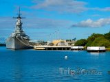 Bitevní loď Missouri v Pearl Harbour