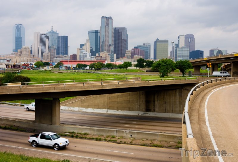 Fotka, Foto Mosty přes dálnici (Dallas, USA)