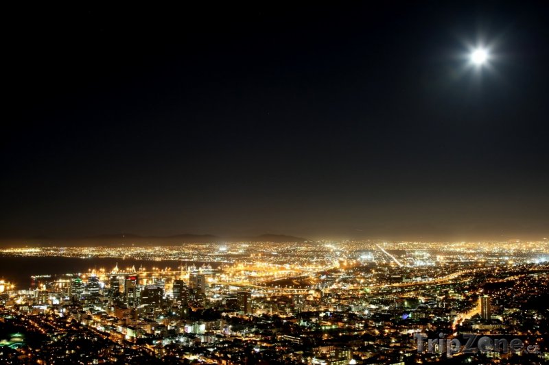 Fotka, Foto Noc v Kapském městě (Kapské město, Jihoafrická republika)