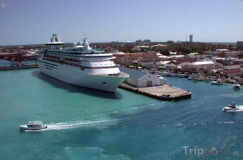 Fotka, Foto Pohled na přístav u města Nassau (Bahamy)