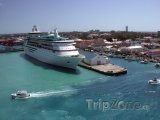 Pohled na přístav u města Nassau