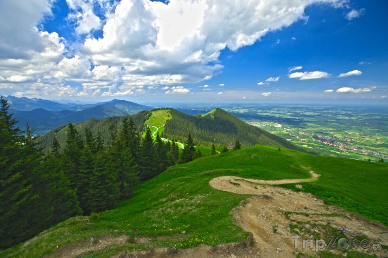 Fotka, Foto Pohled z vrcholku u Oberammergau (Bavorsko, Německo)
