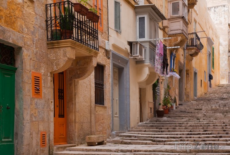 Fotka, Foto Valletta, ulička ve městě (Malta)