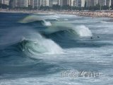 Vlny u pobřeží Ria